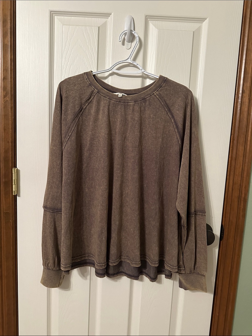 easel Brown Washed Long Sleeve Crewneck Top